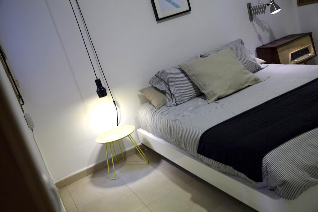 Bubuflats Ayuntamiento Apartment Valencia Room photo